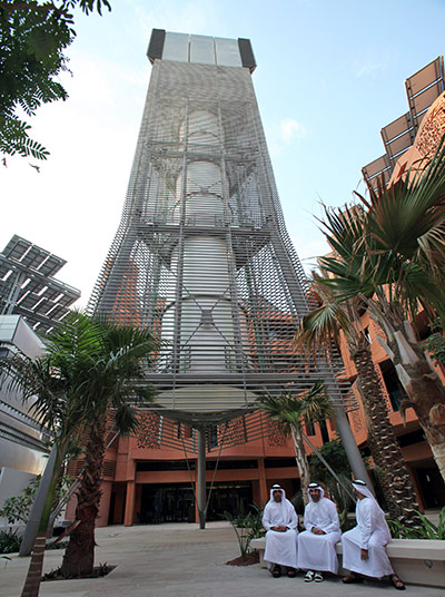 อยู่อย่างสงบ ปราศจากมลพิษทางคาร์บอน ในแบบ Eco City ที่เมือง Masdar City 