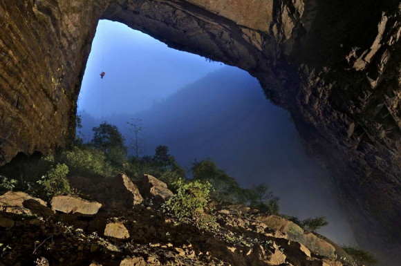 ถ้ำเอ๋อหวังตง (Er Wang Dong Cave) ถ้ำมหัศจรรย์แห่งเมืองจีน