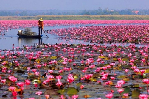 พาเที่ยวทั่วไทยตามรอย 8 ตำนาน ความเชื่อ