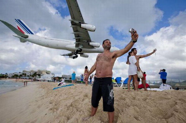 ชายหาดที่จะทำให้คุณ เซลฟี่กับ เครื่องบิน ได้ในระยะประชิด!