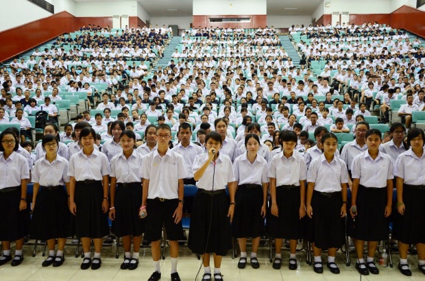 โรงเรียนคุณติดอยู่อันดับไหน??100 อันดับ โรงเรียนมัธยมฯในประเทศไทยปี 2558 