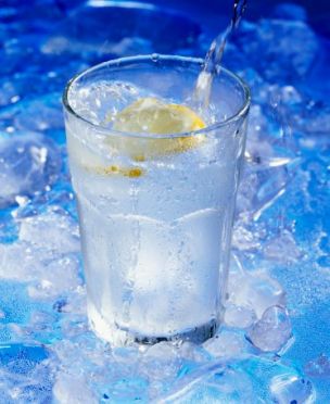 ดื่มน้ำเย็นจัด ลดขีดจำกัดสมอง 