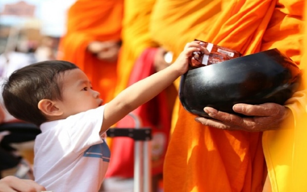 บุญที่ยิ่งใหญ่ ต้องลดละกิเลสได้