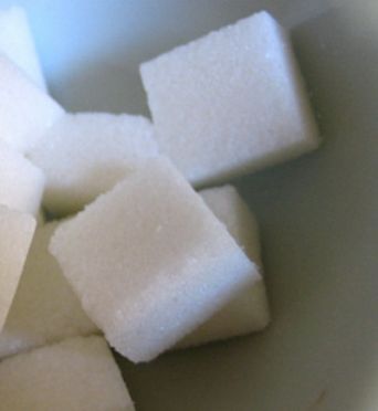 น้ำตาลทำให้เสพติดได้ แถมยังเมามายแบบคนเสพติดโคเคน