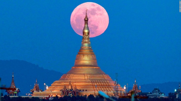 สวยงามมาก บรรยากาศ Super Moon ทั่วโลก!!