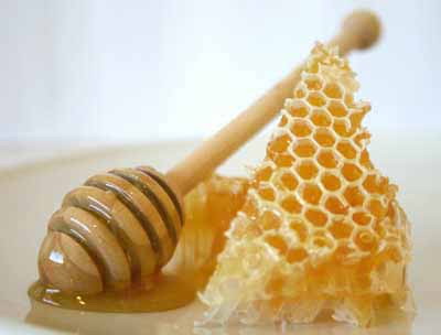 น้ำผึ้งดีกว่ายาแก้ไอ 