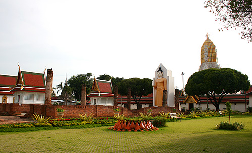 เที่ยวสุขใจ ไหว้พระพุทธชินราชเมืองพิษณุโลก