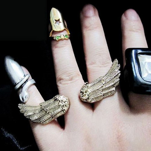 แฟชั่นแหวนใส่เล็บ Mani Ring