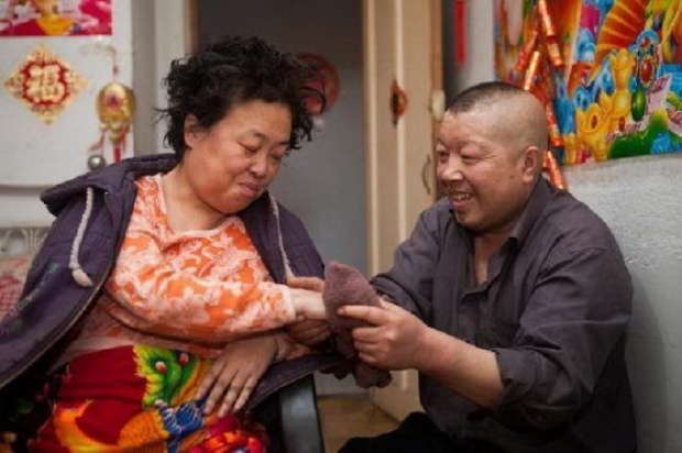 ซึ้งออนไลน์! ชายจีนบริจาคเลือดกว่า 147 ครั้งเพื่อรักษาชีวิตภรรยาที่รัก
