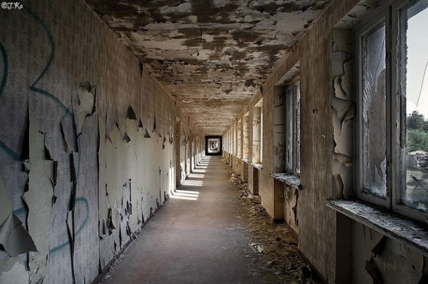 ชม “โรงแรมริมชายหาด” ของฮิตเลอร์ ที่ถูกทอดทิ้งมากว่า 75 ปี ในเยอรมัน