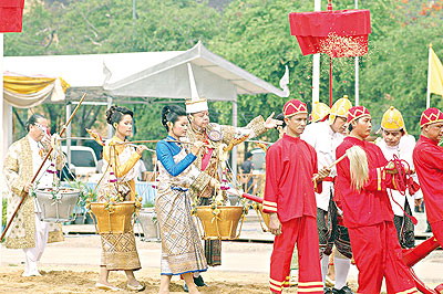 กว่าจะเป็นพระโค ในพระราชพิธีพืชมงคล