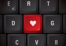 ความรักออนไลน์ กฎเหล็ก 5 ข้อ ของรักออนไลน์