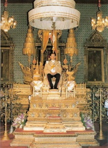 เล่าเรื่อง... พระที่นั่งพุดตานฯ