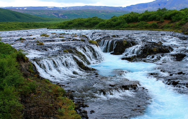  Brúárfoss มหัศจรรย์น้ำตกสีฟ้าแห่งไอซ์แลนด์