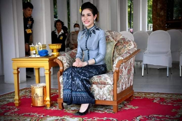 เปิดข้อมูล นามพระราชทาน สินีนาฏ พร้อมความหมาย