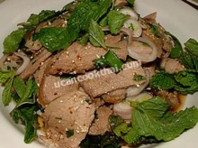 หมูน้ำตก 