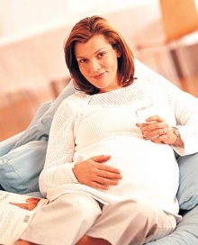 ว่าที่คุณแม่ที่เครียดตอนตั้งท้อง ทำนายได้ว่ามักจะได้ลูกสาว 