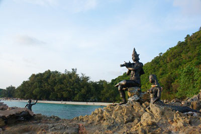 ชมวิว 3 หาดงาม สัมผัสน้ำทะใสใกล้กรุง 