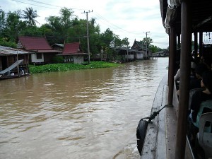 เที่ยวชมวัฒนธรรมมอญ ที่เกาะเกร็ด