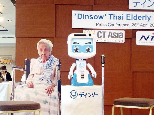 ไทยสร้างหุ่นยนต์ เฝ้าดูแลผู้สูงอายุ หวังตีตลาดญี่ปุ่น