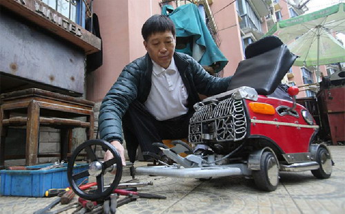 หนุ่มจีนคิดค้นรถยนต์จิ๋ว(ขับได้จริงๆ)