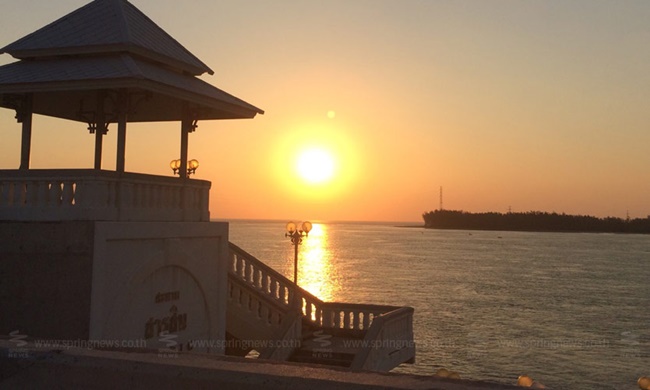 เย็นย่ำวันสบาย…ชมพระอาทิตย์ตก ที่สะพานสารสิน