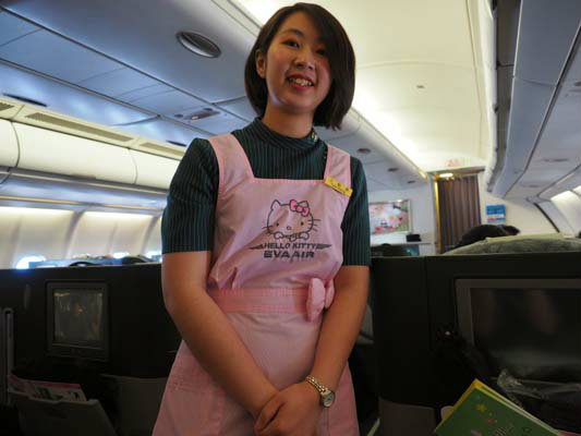 ใจละลายไปกับ เครื่องบิน “Hello Kitty Jet” น่ารักมุ้งมิ้งยกลำ