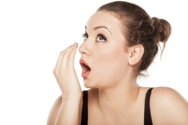 5 สาเหตุ ปัญหาปากเหม็นเกิดจากอะไร?