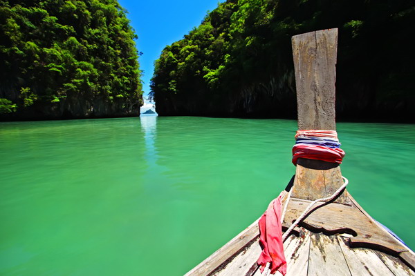 เกาะห้อง 1 ใน 10 หาดที่น่าเที่ยวและสะอาดที่สุดในโลก