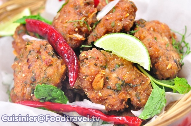 ลาบทอด Thai Deep Fried Spicy Minced Pork