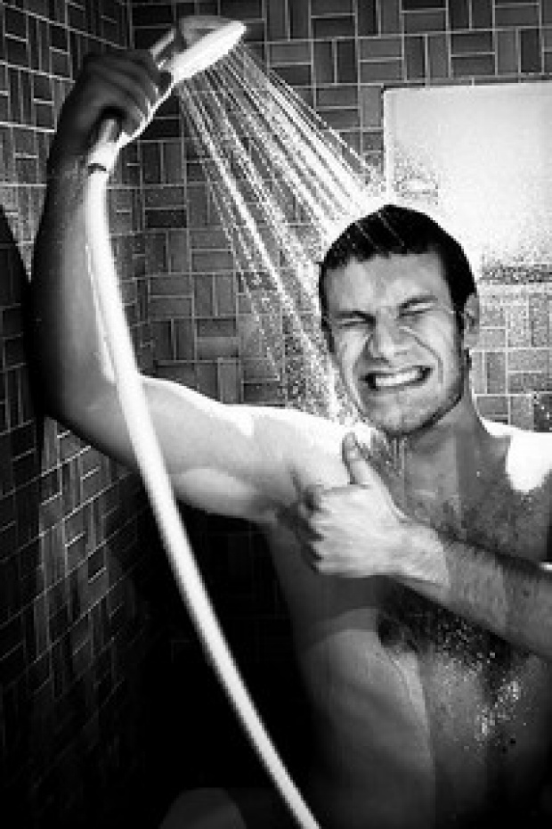 ระวัง!!!  6 พฤติกรรมเสี่ยงจากการ อาบน้ำ ที่อาจทำคุณตายได้!!!