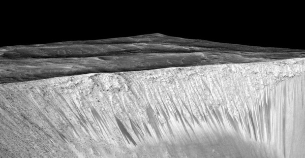 ซูมชัดทุกรายละเอียดข่าวใหญ่ ! นาซ่า เจอ น้ำบนดาวอังคาร! 