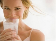 8 วิธี ที่ทำให้ดื่มน้ำง่ายขึ้น