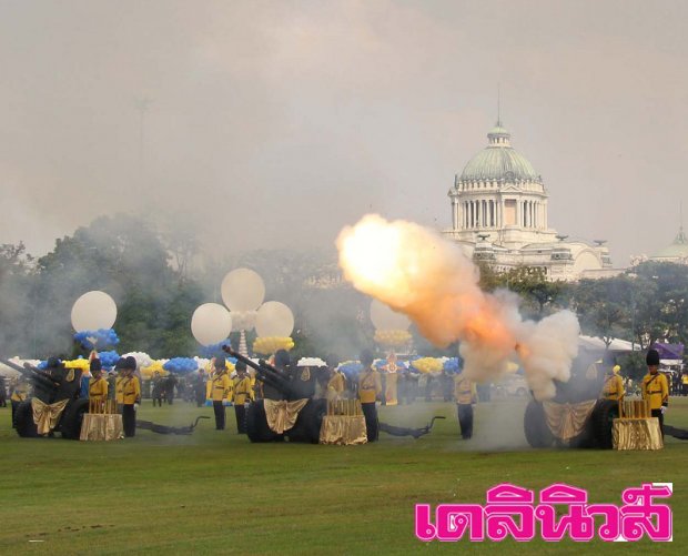 ประมวลภาพวันแห่งความปลื้มปีติของพสกนิกรชาวไทย 2