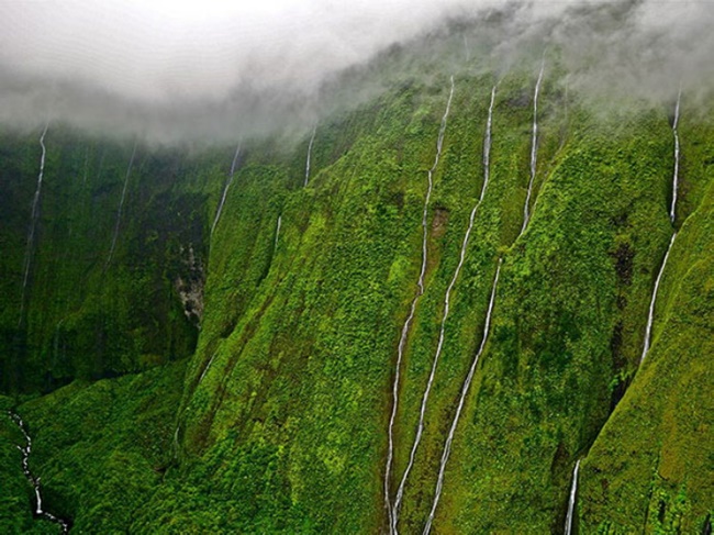 มหัศจรรย์ภูเขาร้องไห้!! ที่หมู่เกาะฮาวาย
