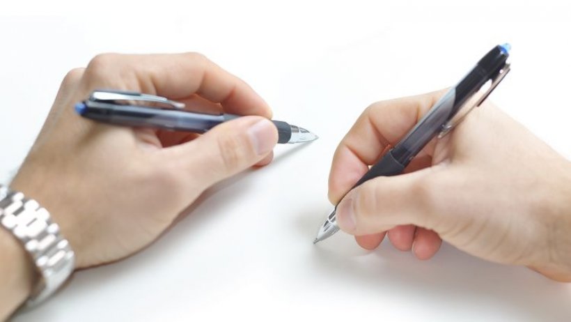 ถอดรหัสความถนัด: ทำไมคนส่วนใหญ่ไม่ถนัดสองมือเท่ากัน?