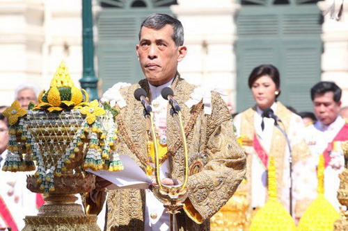 ชมภาพชุดพระราชพิธีมหามงคลเฉลิมพระชนมพรรษา 