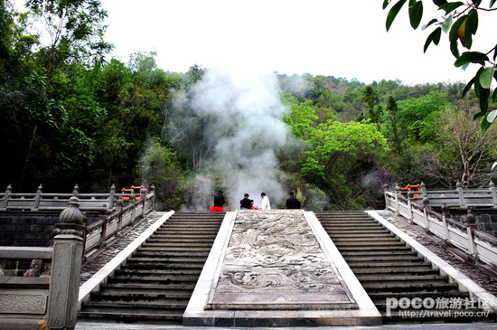 เที่ยวเถิงชง เมืองแห่งภูเขาไฟ