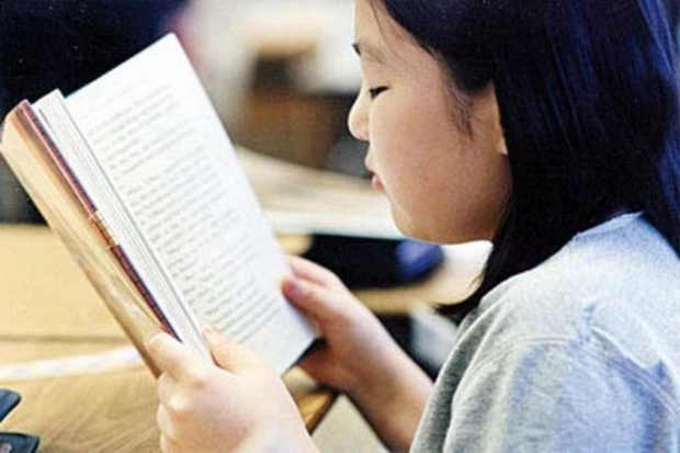 จีนเล็งใช้กฎหมายลงโทษคนอ่านหนังสือน้อย 