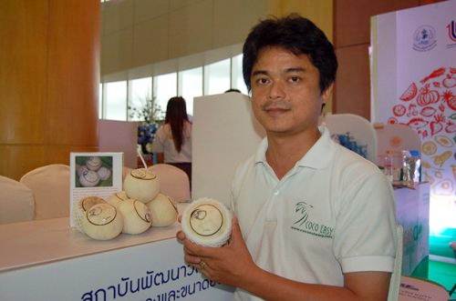 โคโค่ อีซี่ มะพร้าวเผาติดฝา สุดยอดนวัตกรรม ฝีมือคนไทย ที่แรกในโลก 