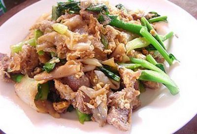 ผัดซีอิ้วหมู