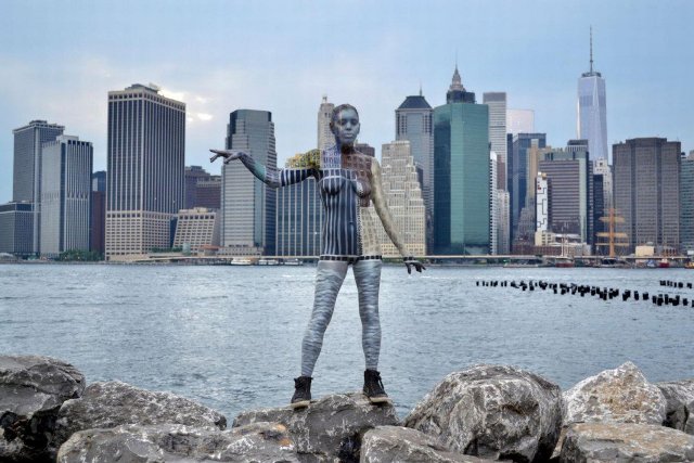 New York Body Painting by Trina Merry – พรางตัวในนครนิวยอร์ค