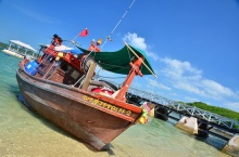 เกาะสีชัง :ทะเล วัง และศรัทธา ชีวิตชีวาของทะเลอ่าวไทย