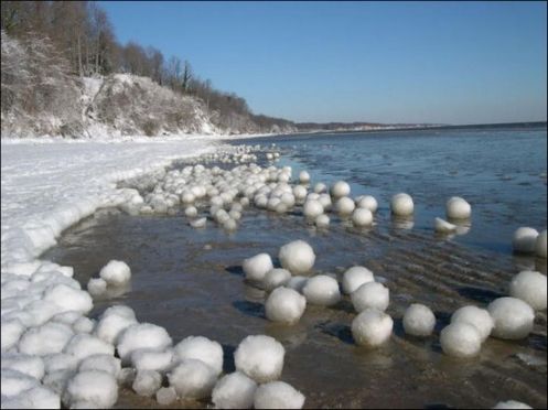 ปรากฏการณ์น้ำแข็ง ลึกลับ ทะเลสาบ Michigan 
