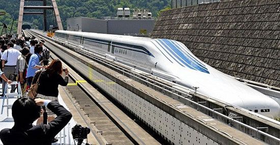ญี่ปุ่นทดสอบวิ่งรถไฟความเร็วสูง 550 กม./ชม.