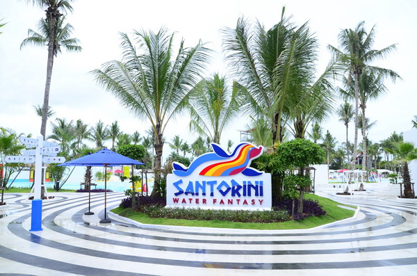 “ซานโตรินี วอเตอร์ แฟนตาซี” สวนน้ำดิจิตอลแห่งแรกของเอเชีย