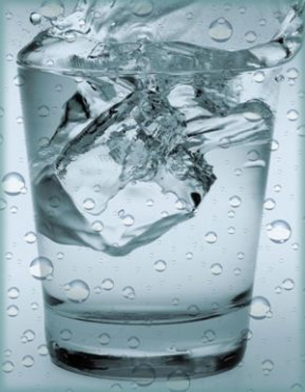 ดื่มน้ำเมื่อท้องว่าง ดีอย่างไร?