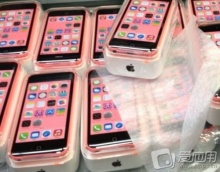 ภาพหลุดกล่องและคู่มือ iPhone5C ใกล้เปิดตัววางจำหน่ายแล้ว