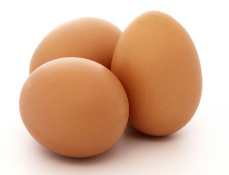 ไข่ดิบบำรุงร่างกายจริงหรือ