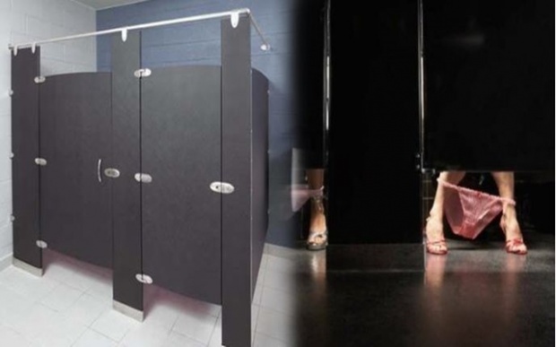 ไขข้อสงสัย!! ทำไม? “ห้องน้ำสาธารณะ” ต้องมี “ช่องว่างระหว่างพื้นกับเพดาน” ?